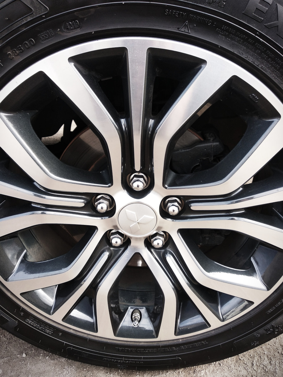 Ковпачки MITSUBISHI 4