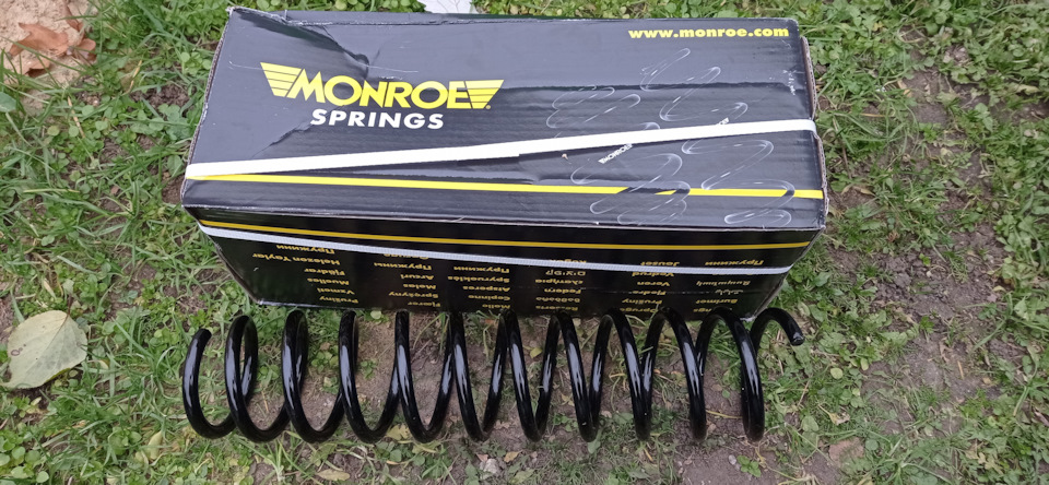 Заміна задніх стійок MONRO та пружин MONRO 5