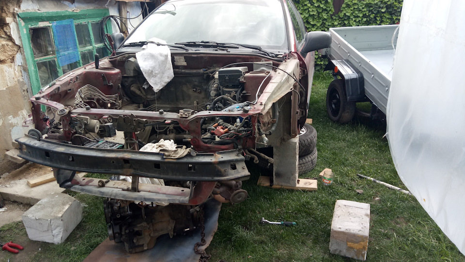 Виміри передка. Mitsubishi carisma 1.6 Рестайл 1999 1