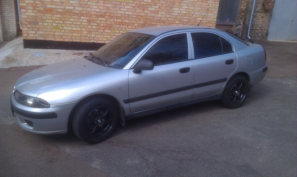 Advan Racing RGII (репліка) 2