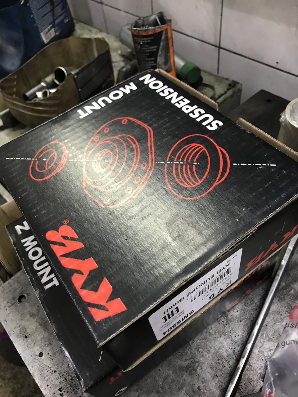 Заміна стока Carisma 1.6 MR554519 (20) 2