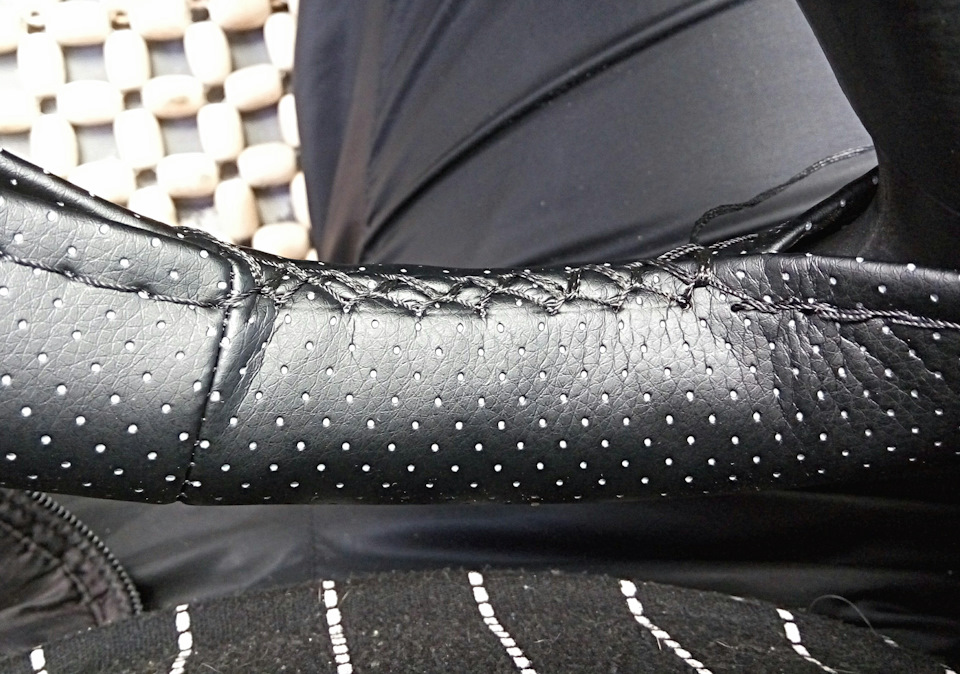 Чохол на кермо з AliExpress 2