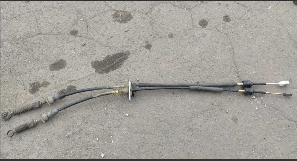 Заміна тросів МКПП 1