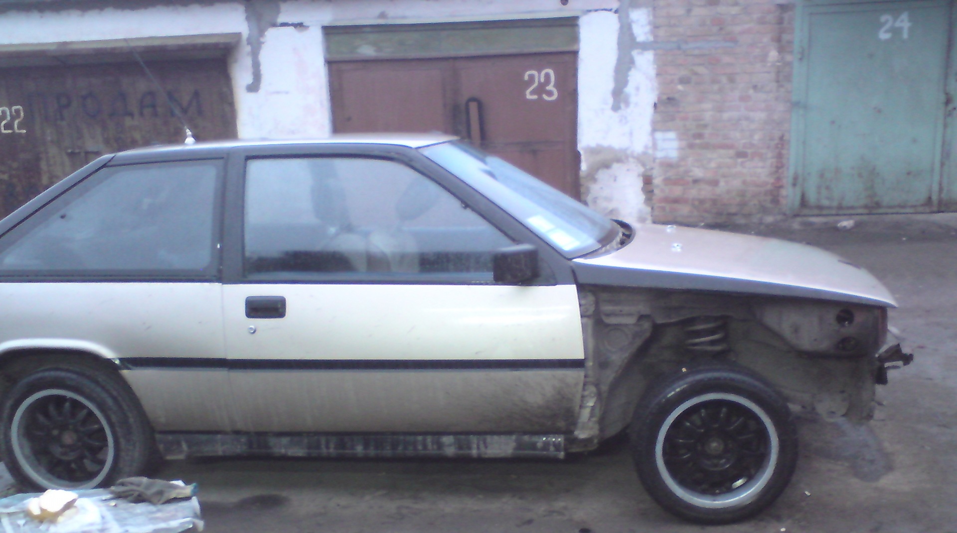 Не дають літати 1