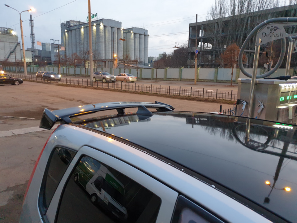 Led в повороти та плавець антенна. 4