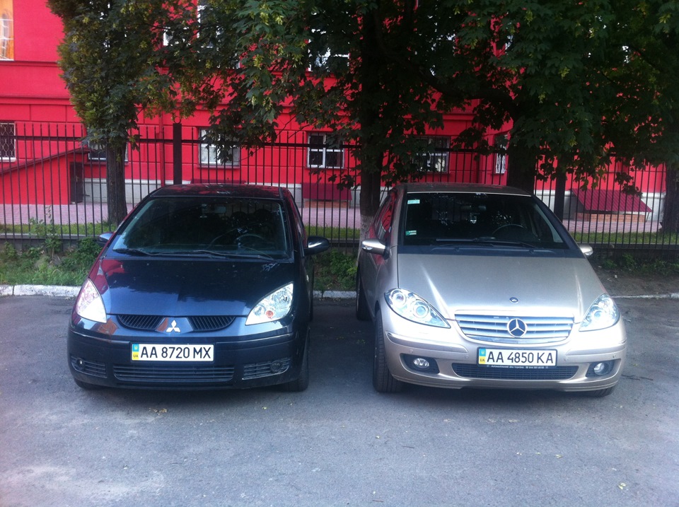 Спонтанний фотосет (Mitsubishi Colt & Mercedes A200) 1