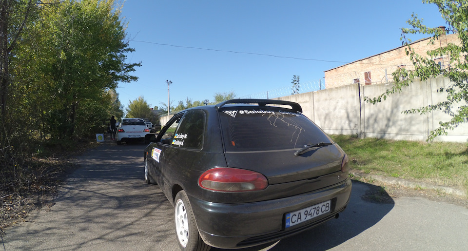 Спорт шини yokohama ad08 r 2