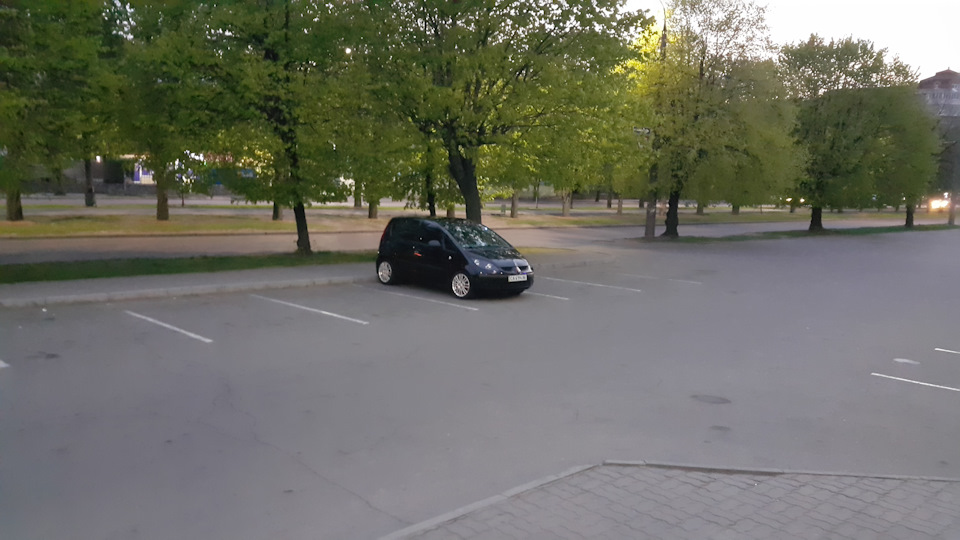 Підлокітнику місце 1
