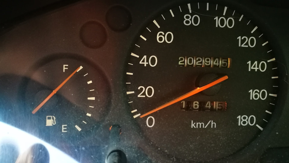 547 км на половині бака 1