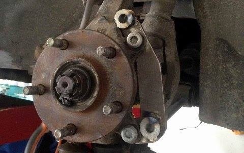 Установка гальмівок або 4-поршневі Brembo 2