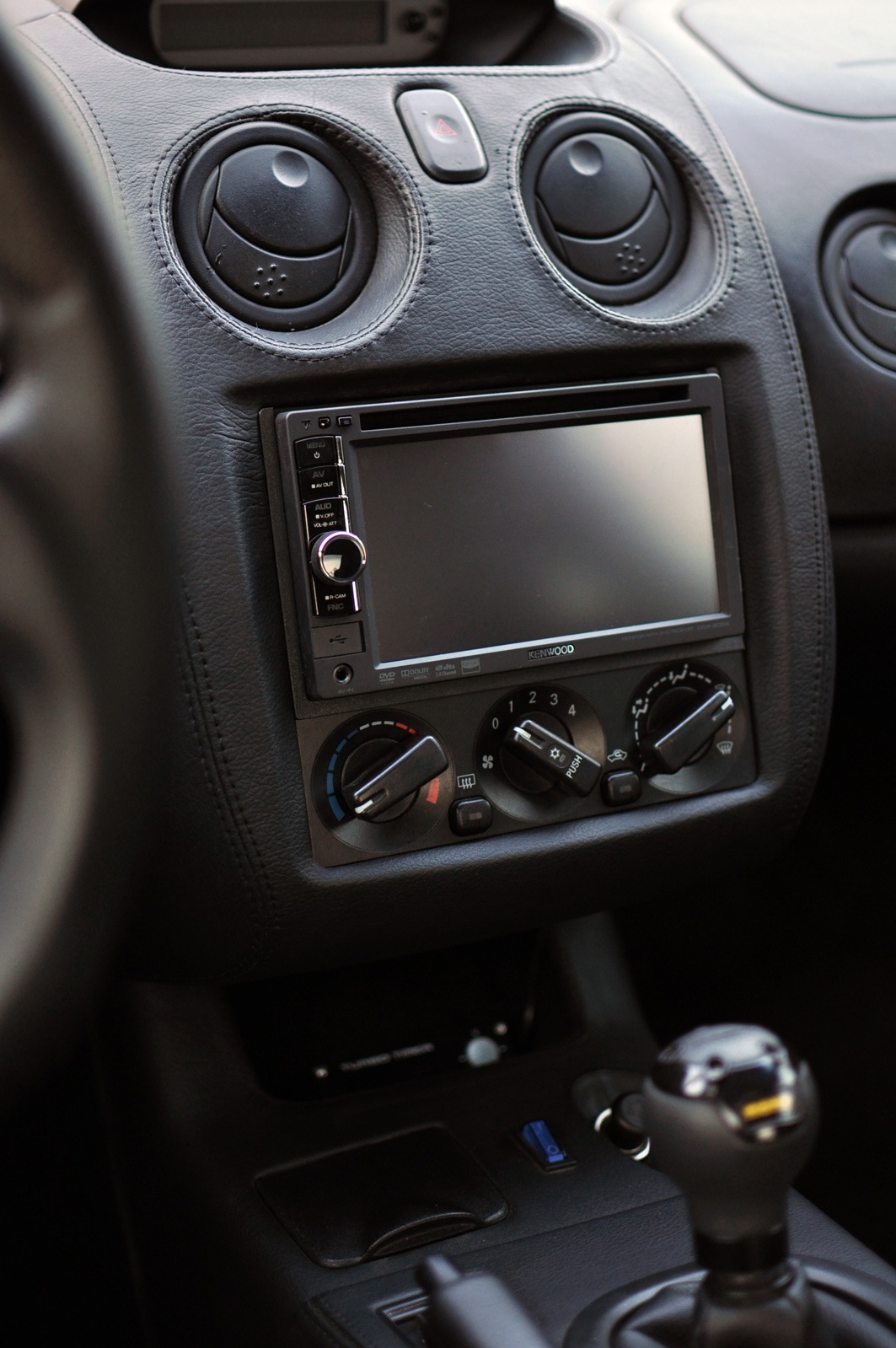 Kenwood 2-din / Re-Tint / Dyno 5
