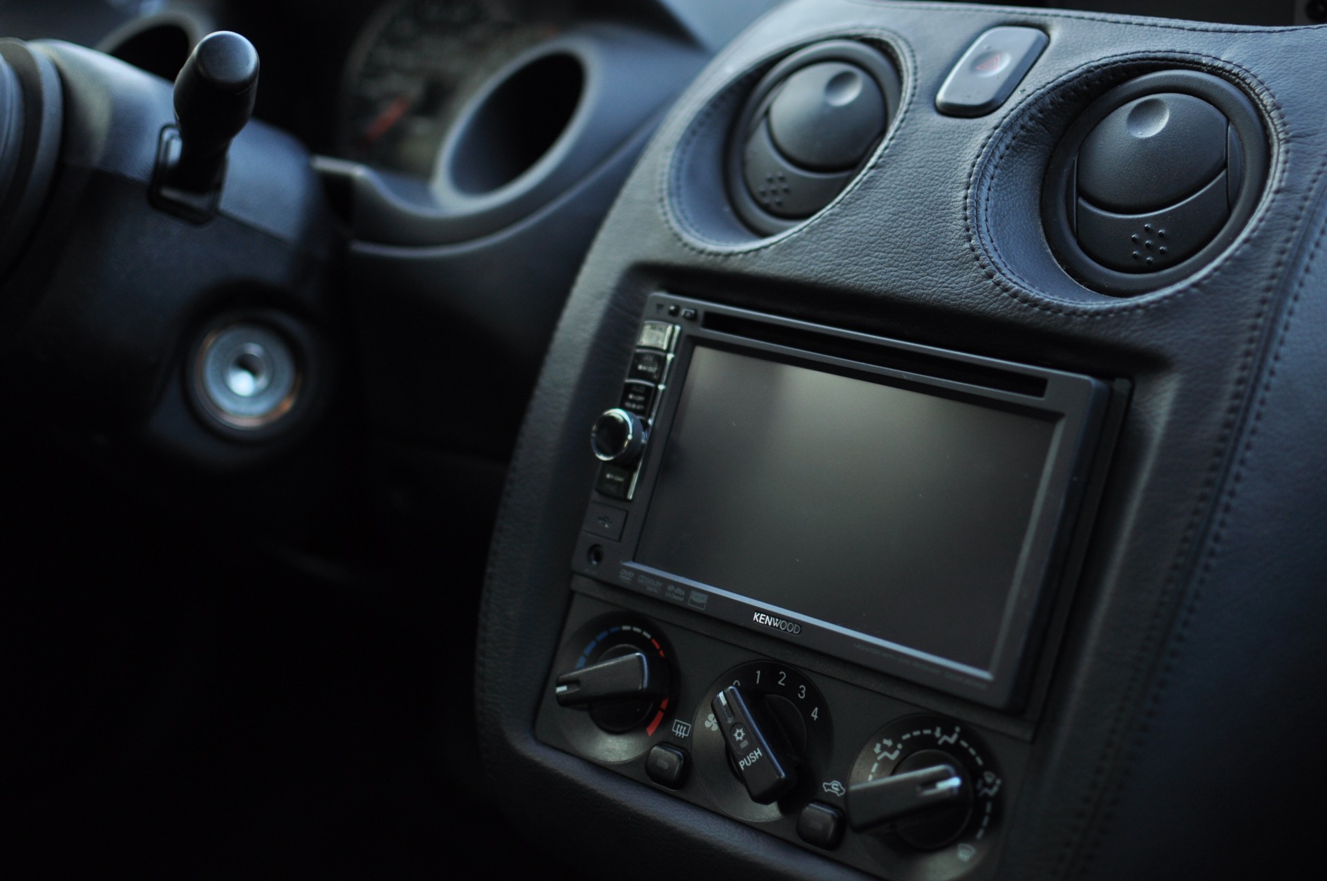 Kenwood 2-din / Re-Tint / Dyno 4