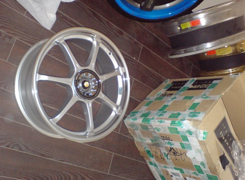 Нові 19 диски Enkei RS7 1