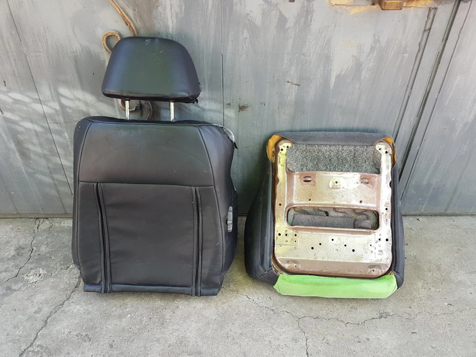 RECARO