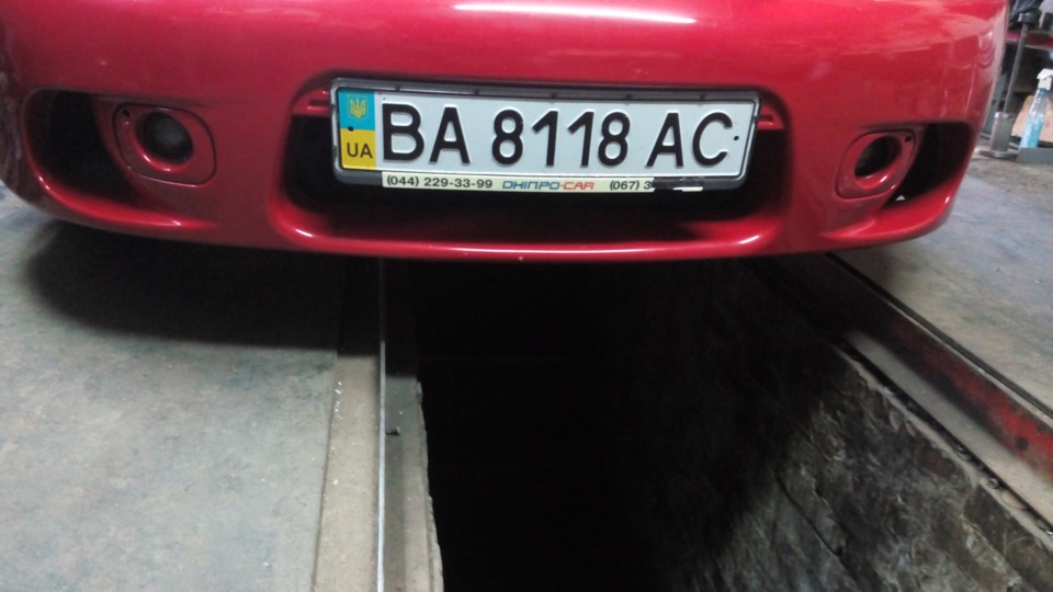 Прикрутили губу на передній бампер) 2