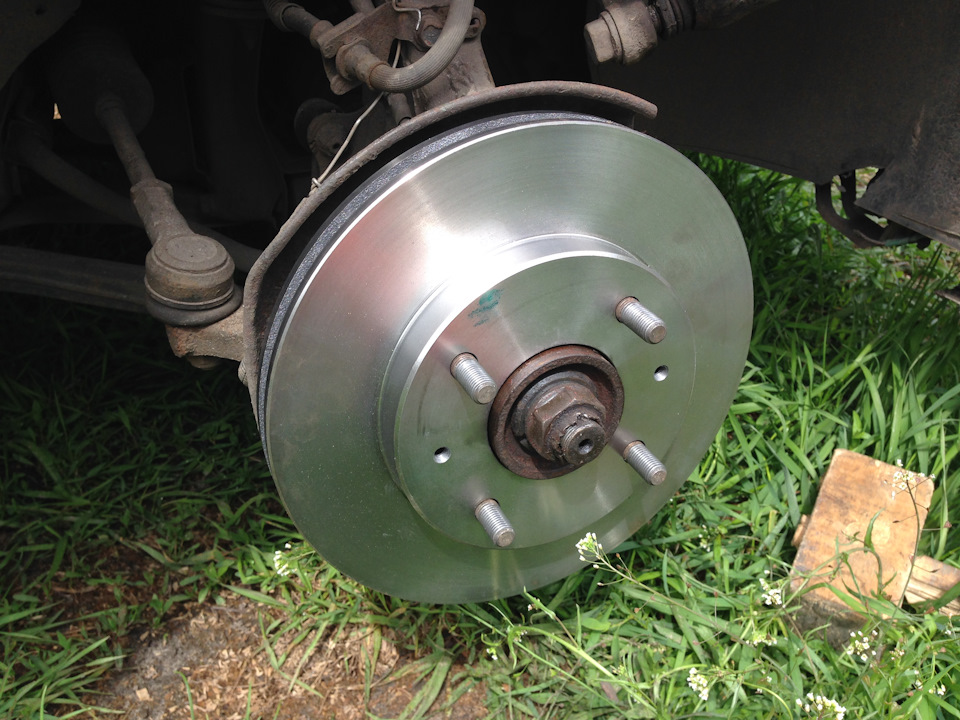 Заміна гальмівних дисків на Brembo 2