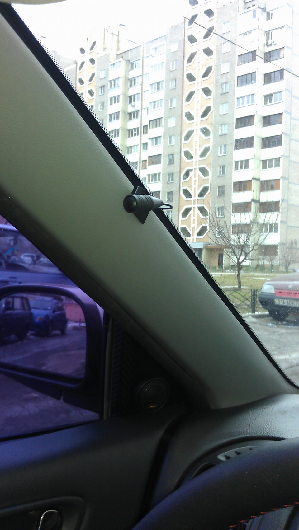 8 березня 4