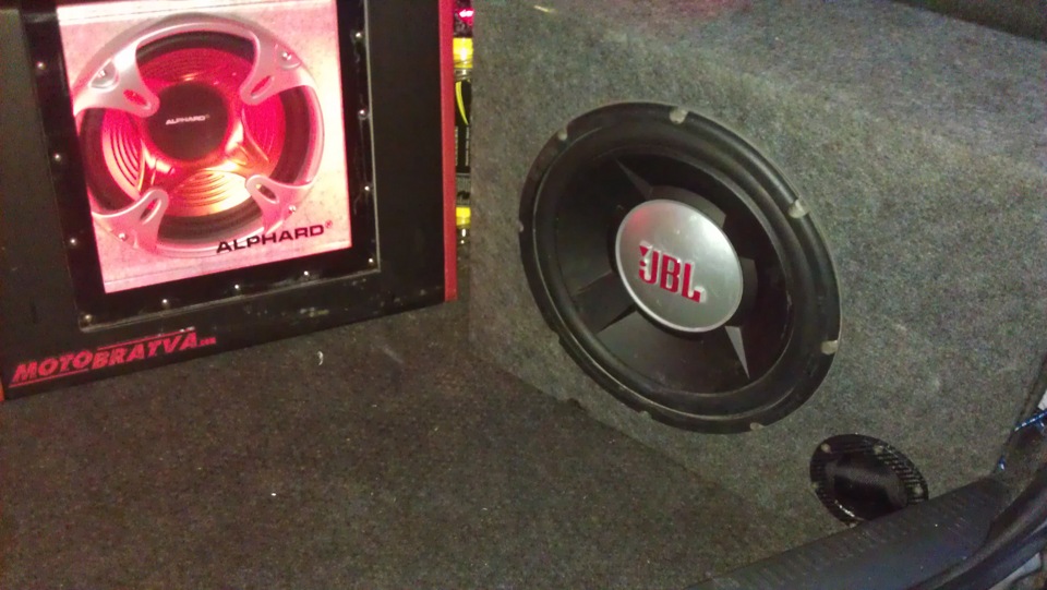 Alphard & JBL 4