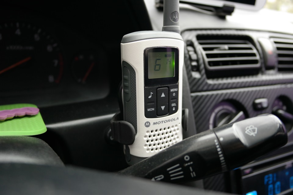 Motorola T50 Walkie Talkie 2