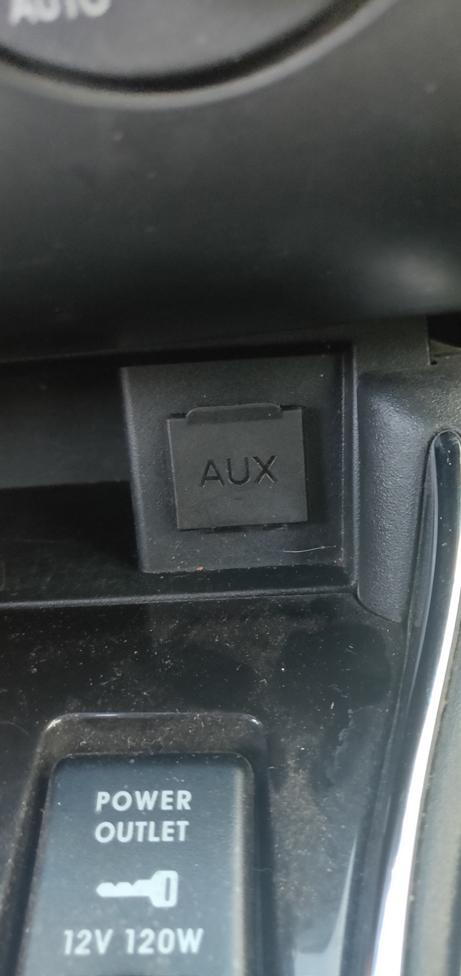 AUX 1