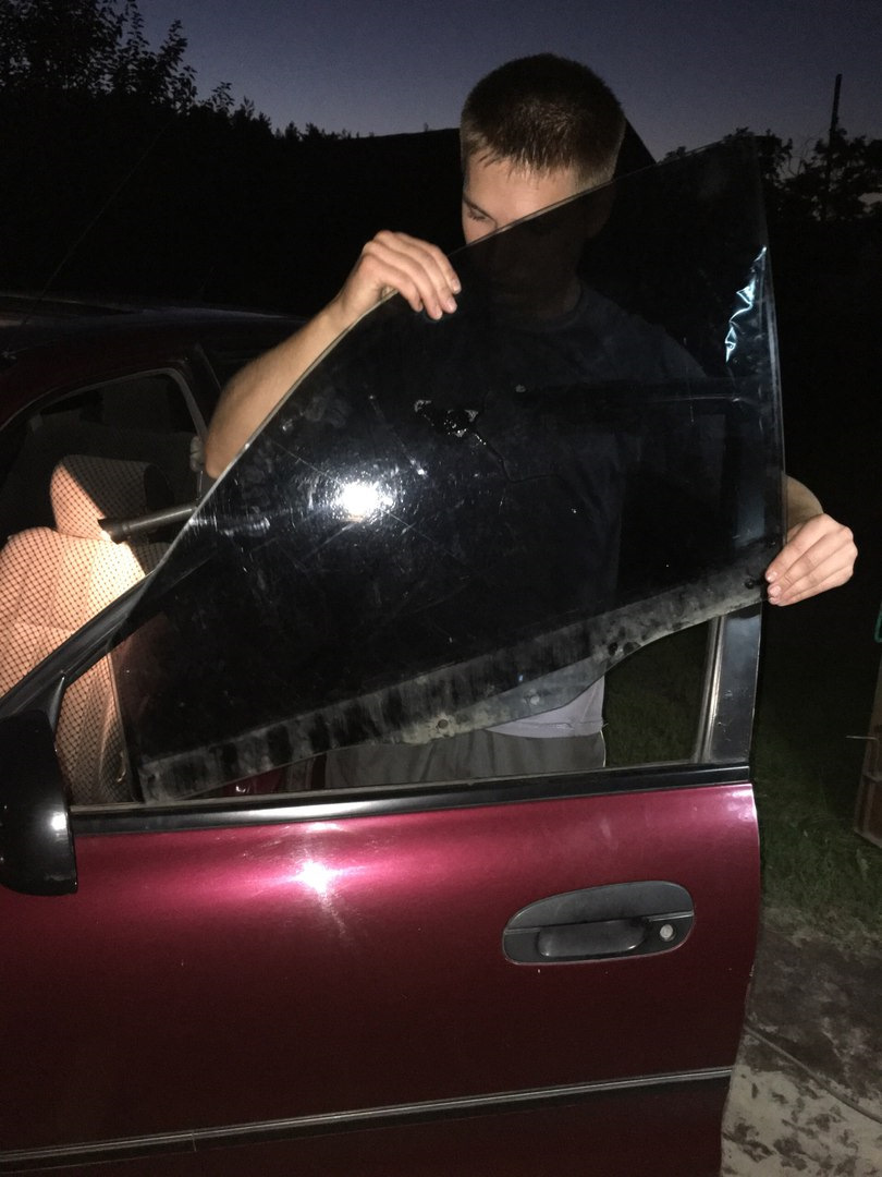Заміна стеколопідйомника 1