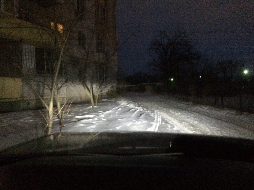 LED у ближній 1