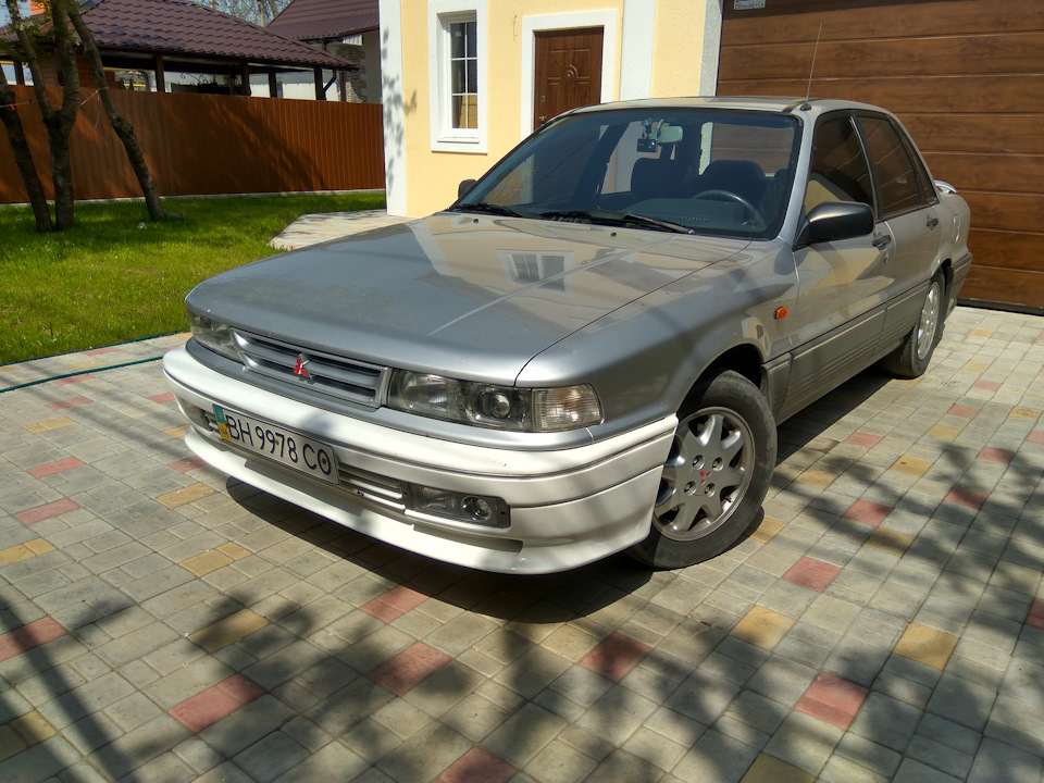 Новий бампер+туманки+грати 3