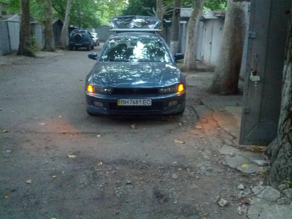 Мені якийсь автомобіль не дай він стає американцем)))))