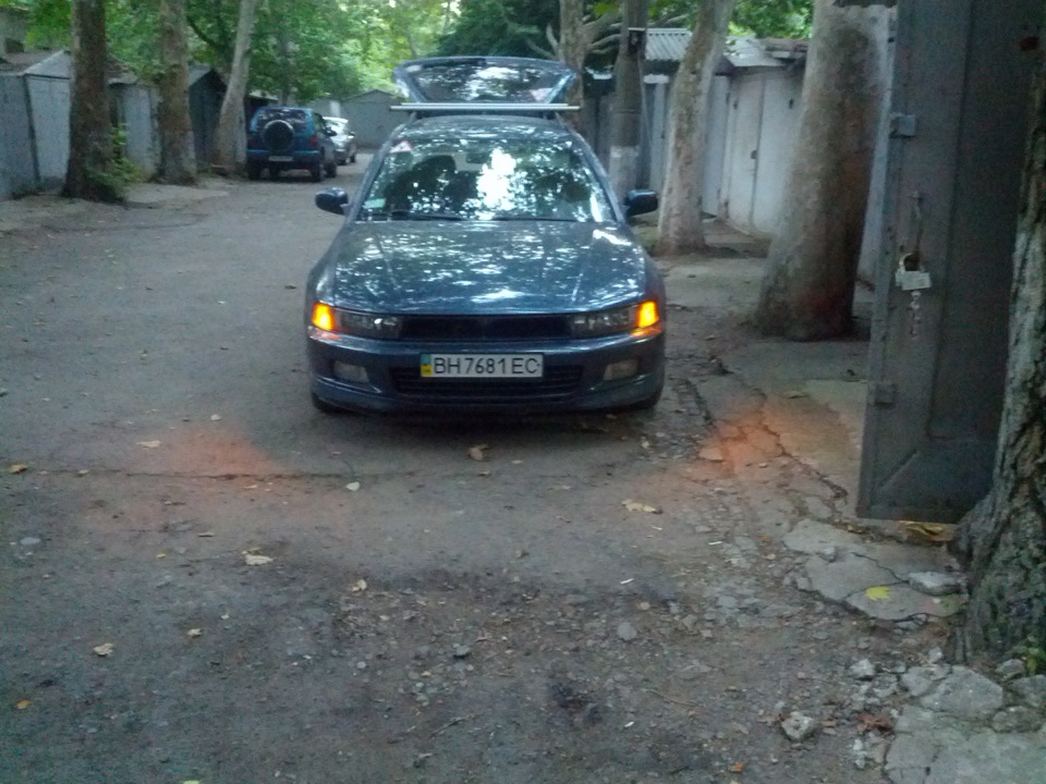 Мені якийсь автомобіль не дай він стає американцем))))) 1