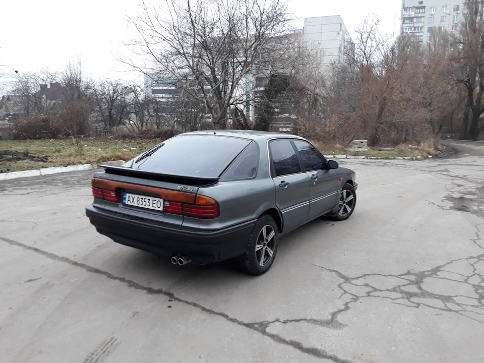 Продам Galant 1