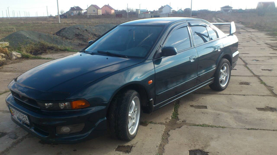 Літо R17 7.5j et35 .+ пороги та грати. 2