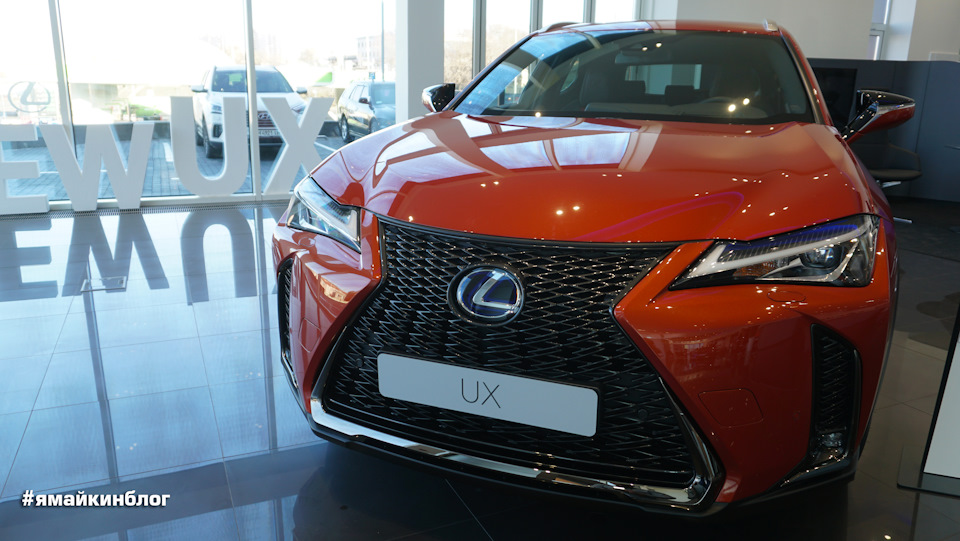 Lexus UX в Одесі 5