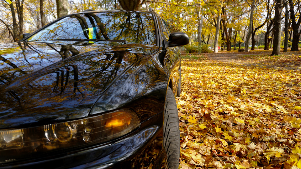 Осінь біля гаражів - фотоекспромт і трохи Subaru 4