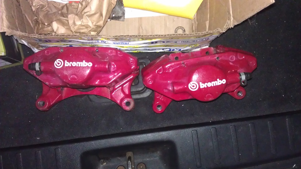 Продам комплект Brembo 2