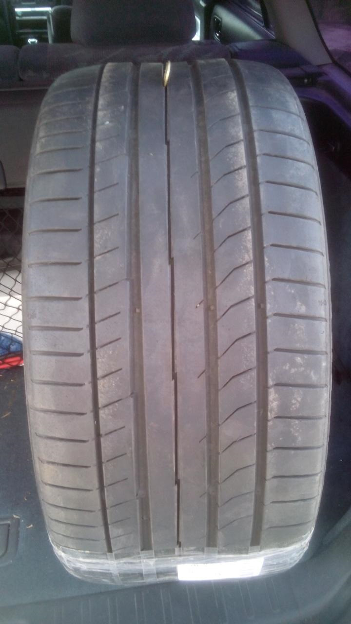 Продам комплект шин R18 245/35 1