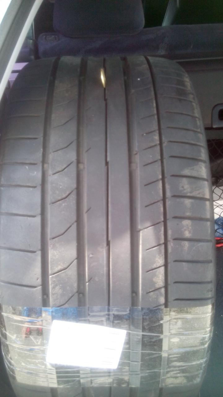 Продам комплект шин R18 245/35 2