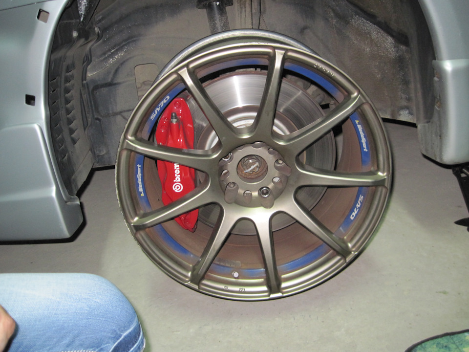 Впихнути невпихуване R18 10J ET18 4