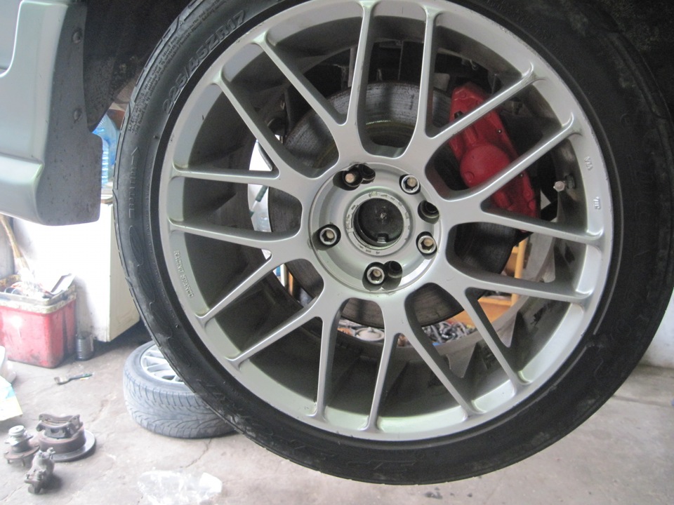 Задні Brembo 2 поршні 4