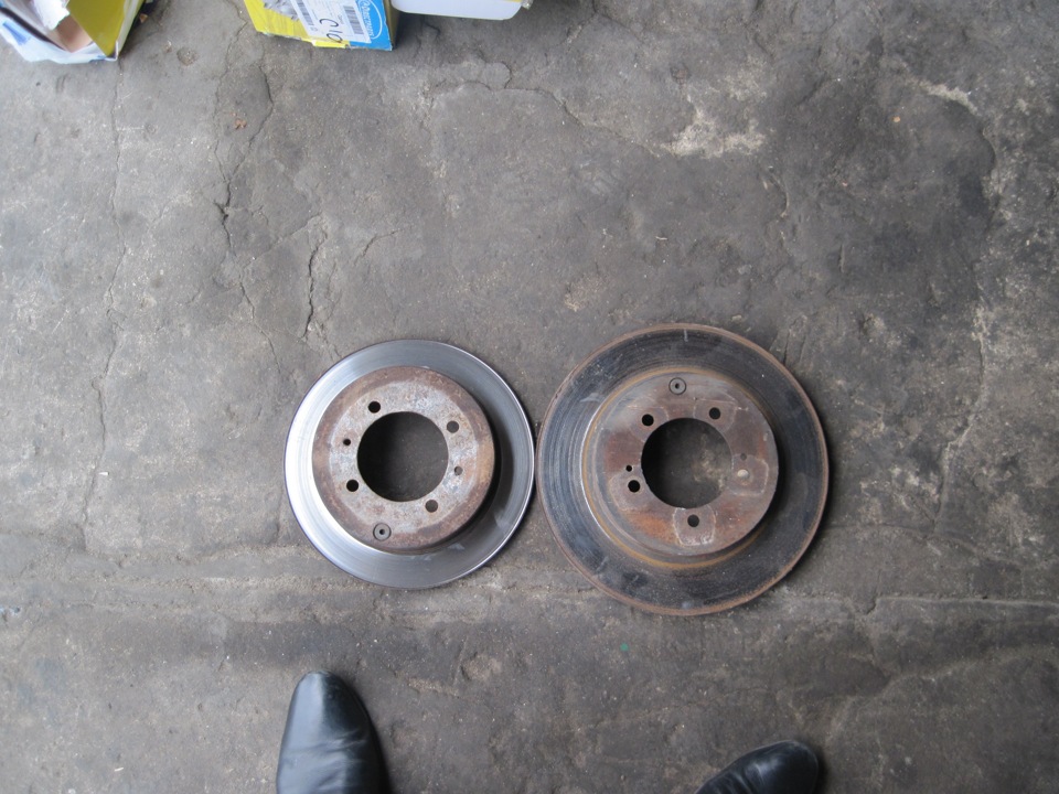 Задні Brembo 2 поршні 1