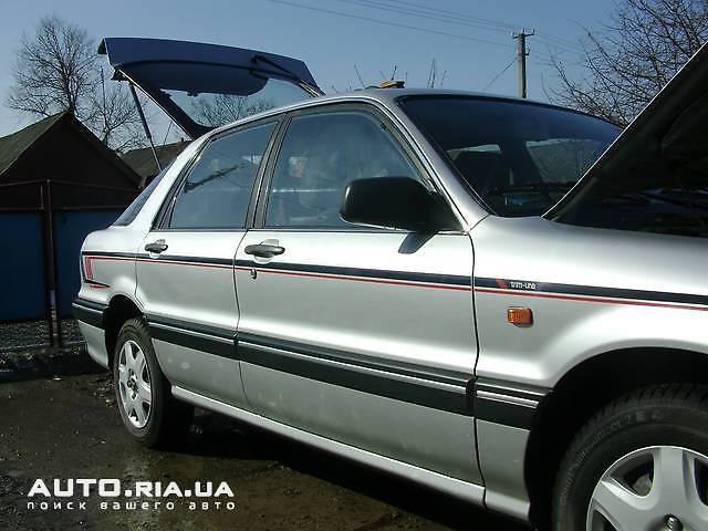 От пригнав Галанта Хачбека 1990 2.0 з Німеччини продам по запчастинам 2