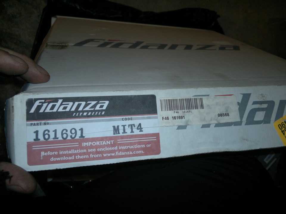Приїхав полегшений маховик Fidanza. Заліт на 300 $ 4