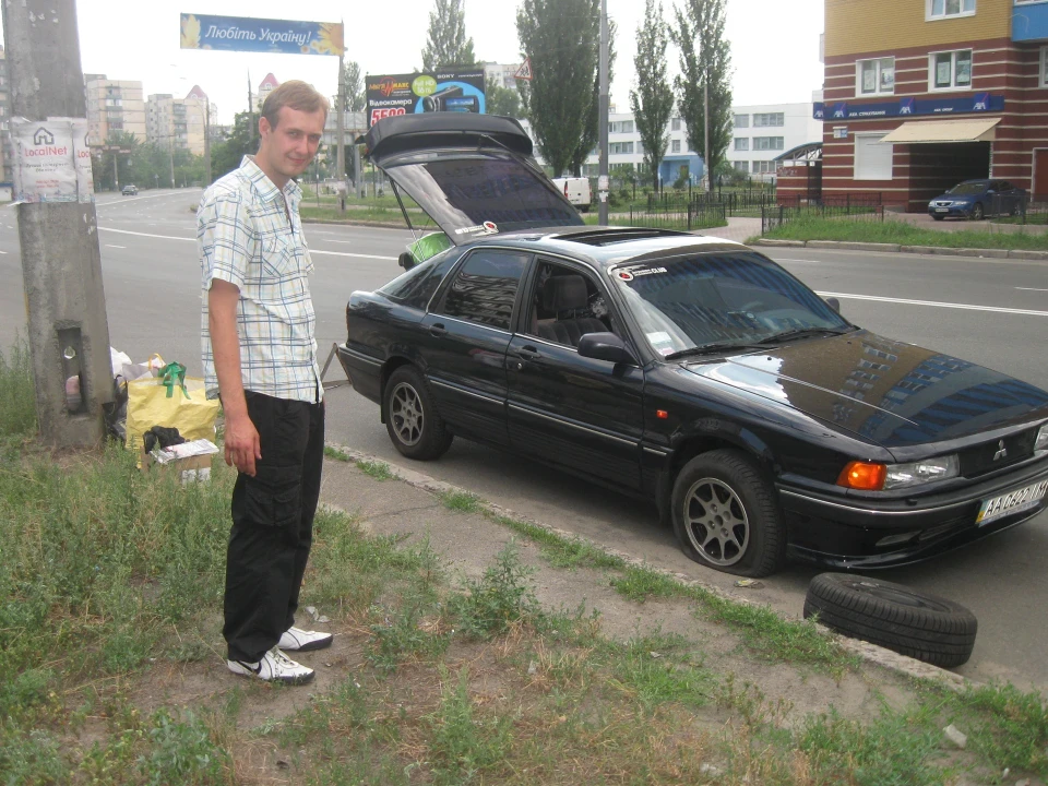Клубна допомога на дорозі! дякую Mitsubishi Ukrainian Club ... і Олегу Люботенко!