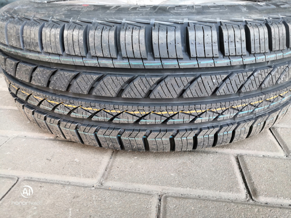 Нова гума 215/60 r17 SUV 5