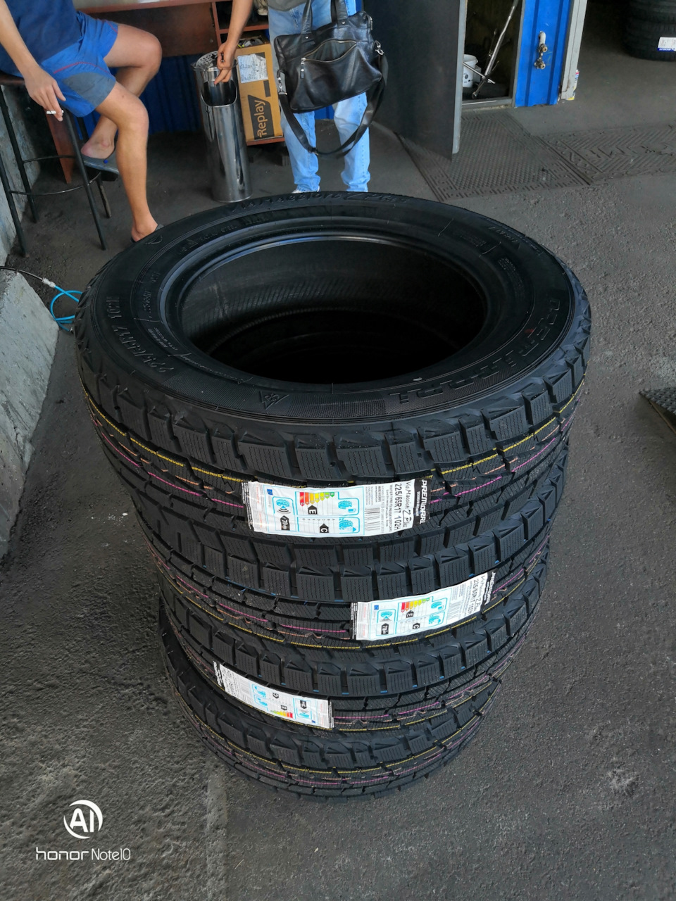 Нова гума 215/60 r17 SUV 2