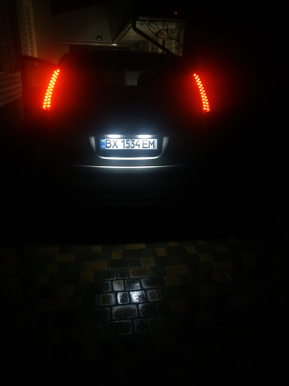 Led-підсвічування номера 4