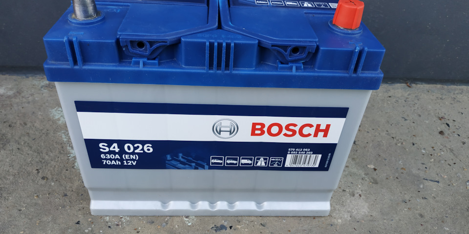 Акумулятор BOSH S4 026 630A 70Ah та адаптація дросельної заслінки 3