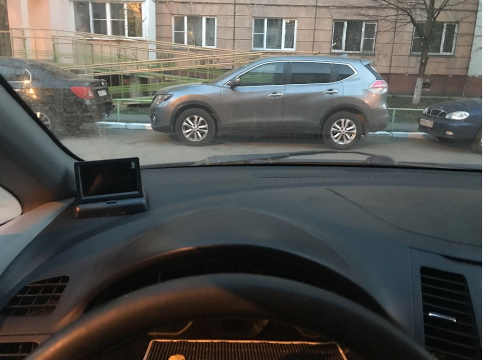 камера заднього виду 3