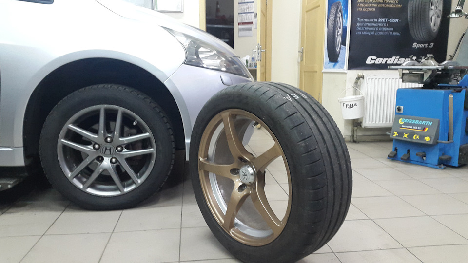 Ну як кажуть Тізер Kreuzer Series V R18 4