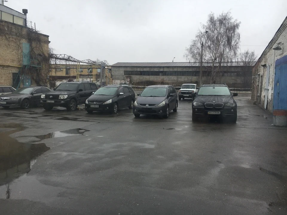 Машинка продана, у пошуках цікавого…