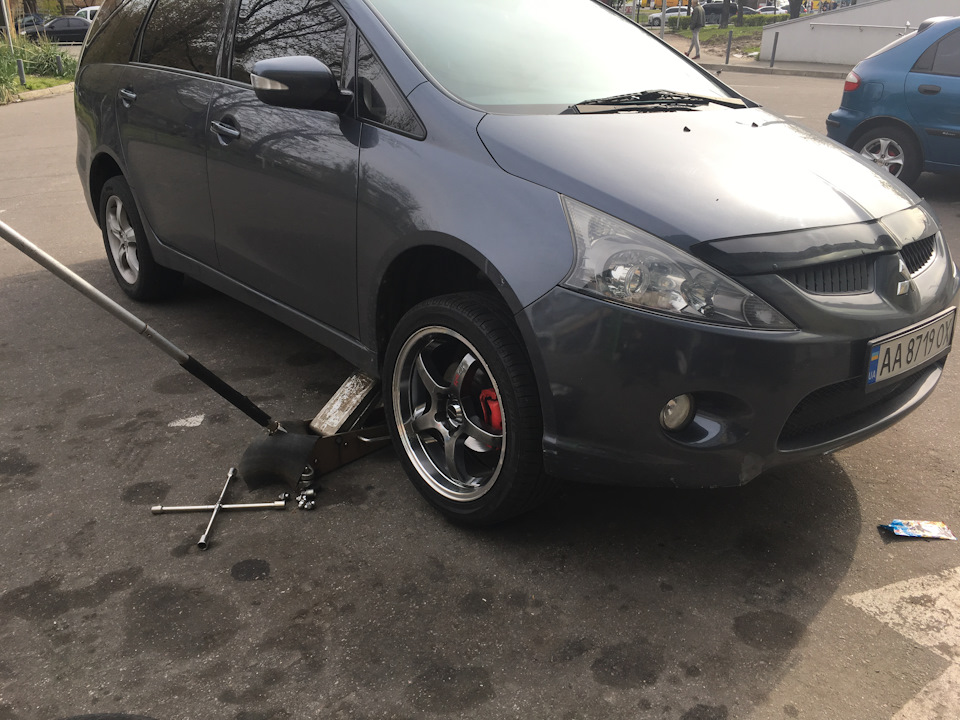 Прикладка 19 тапок 235/45/19 гума 2